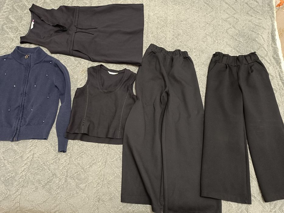 Продам школьные форму р. 128-134