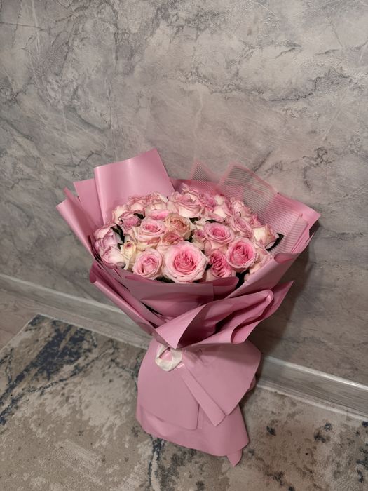 Цветы 37 шт розы