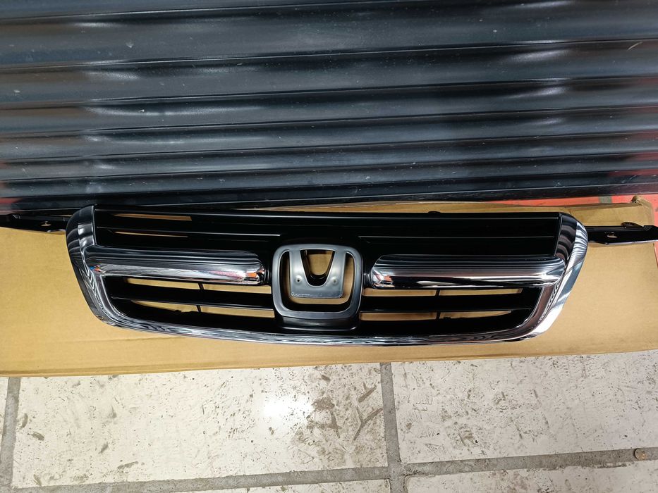 решетка радиатора Honda CR-V RD