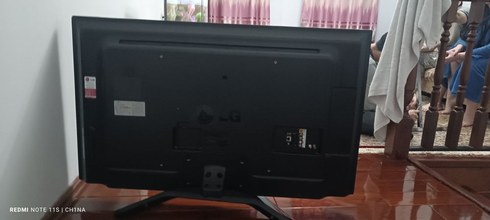 Телевизор на запчасти