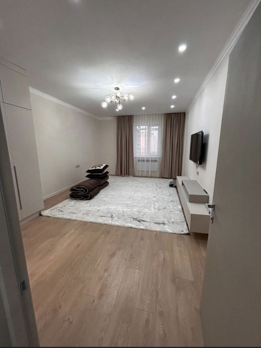 Укладка ламината, наливной пол