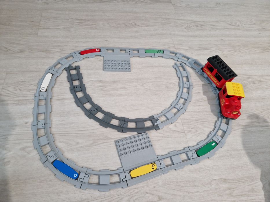 Tren Lego duplo (piesele din imagine)
