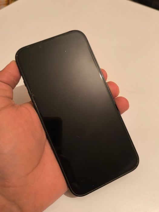 iphone 13 Midnight