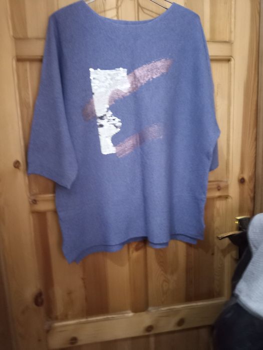 Платья, свитера большого раз