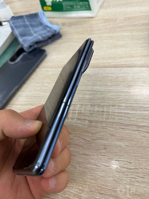 Xiaomi Fold4 srochna sotiladi
