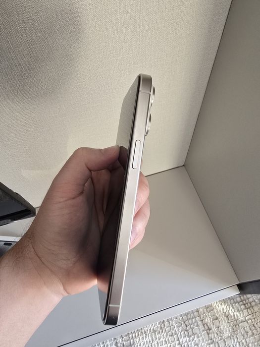 Iphobe 15 pro max 256