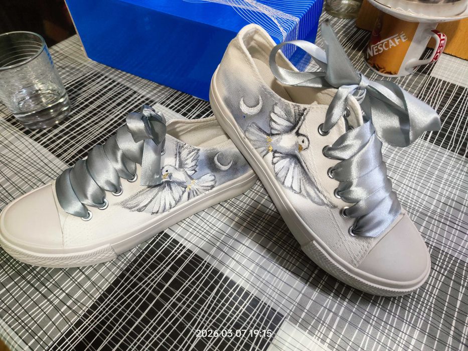 Стилни Женски и мъжки Платненки (маратонки)