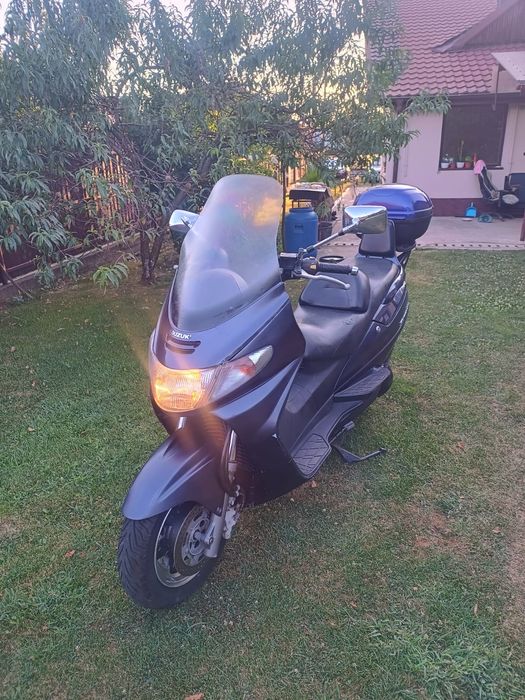Scuter Suzuki Burgman