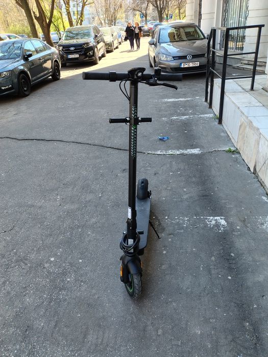 Trotinetă electrică Acer ES Series 5 eScooter