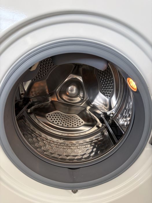 Masina de spalat rufe Miele cu program de uscare