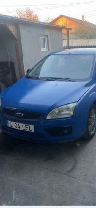 Vând Ford focus 1.6 benzina an 2006