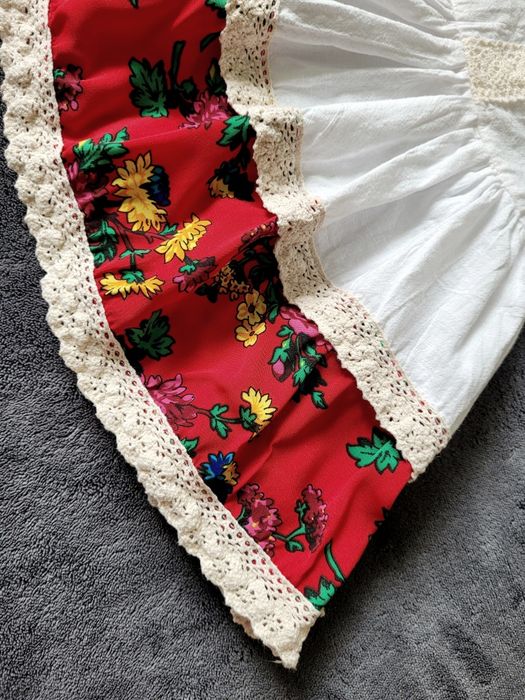 Rochita cu motive populare marimea 5-8 luni