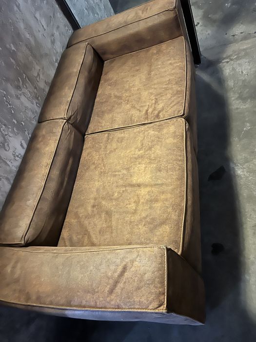 Диван для офиса или дома