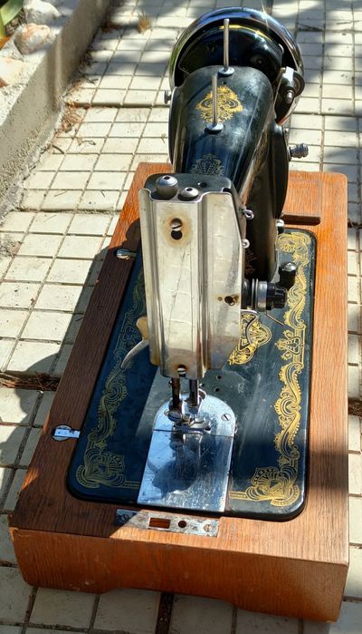 Шевна машина Luckznik