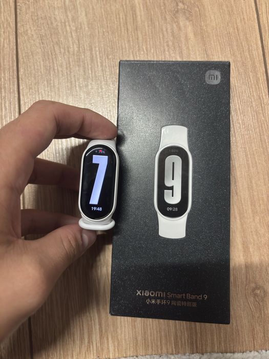Продам Xiaomi mi band 9 ceramic series