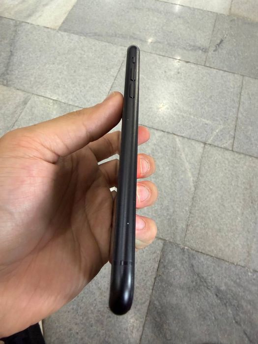 Iphone xr …………..