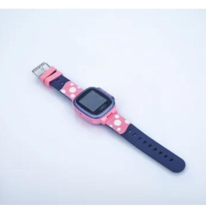 Продам детские смарт часы на девочку.