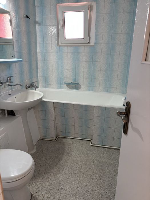 Apartament de închiriat