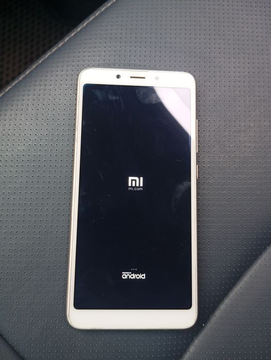 Redmi 6 sotiladi
