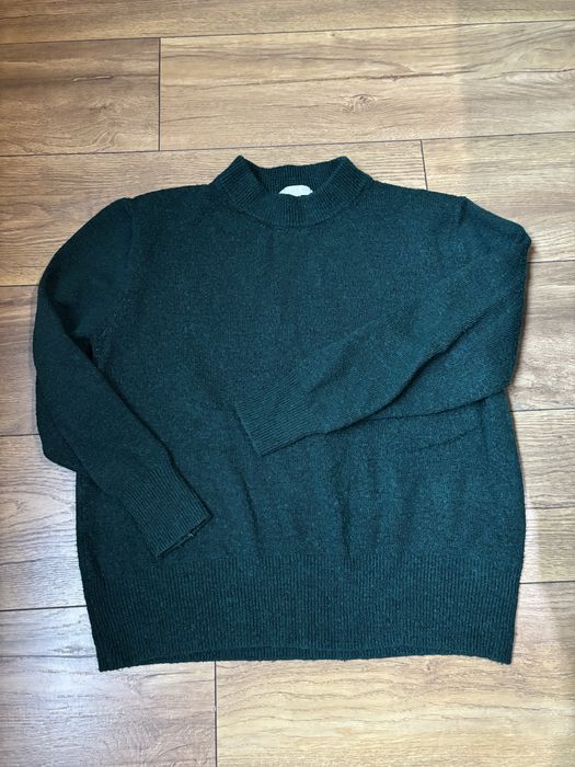 Дамски зимни пуловери