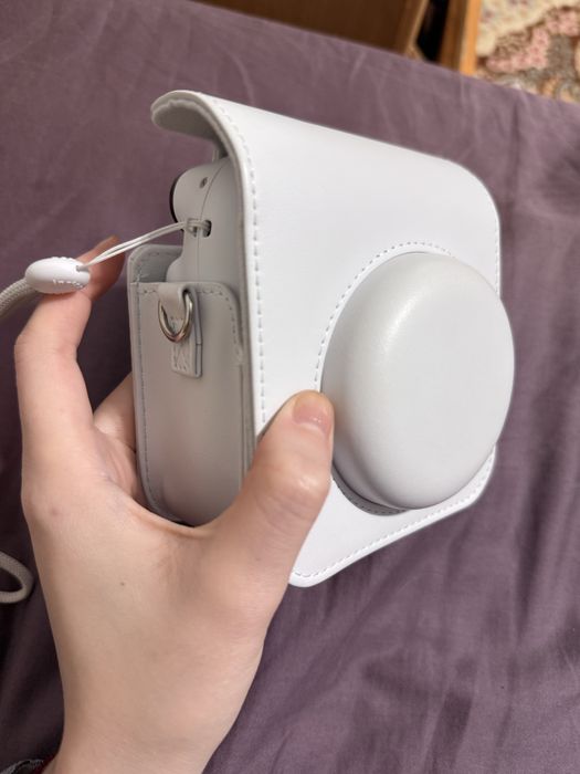 Продам instax mini 12