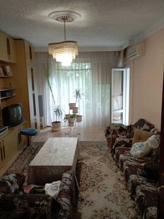 Продава се Тристаен апартамент в Пловдив, Кършияка - 88 кв.м за 609 €/кв.м - Снимка #2