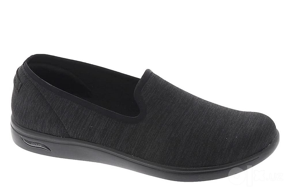 Skechers, Perceived. Лодочки слипоны из США. 100% Оригинал. Разм 38.5