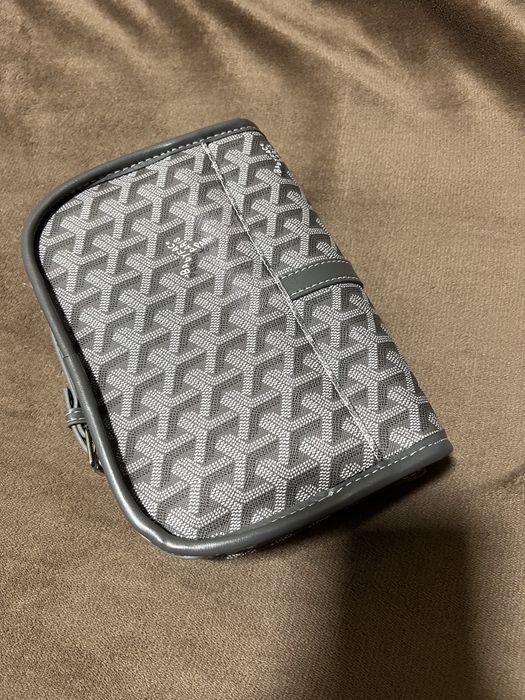 Продам сумку Goyard