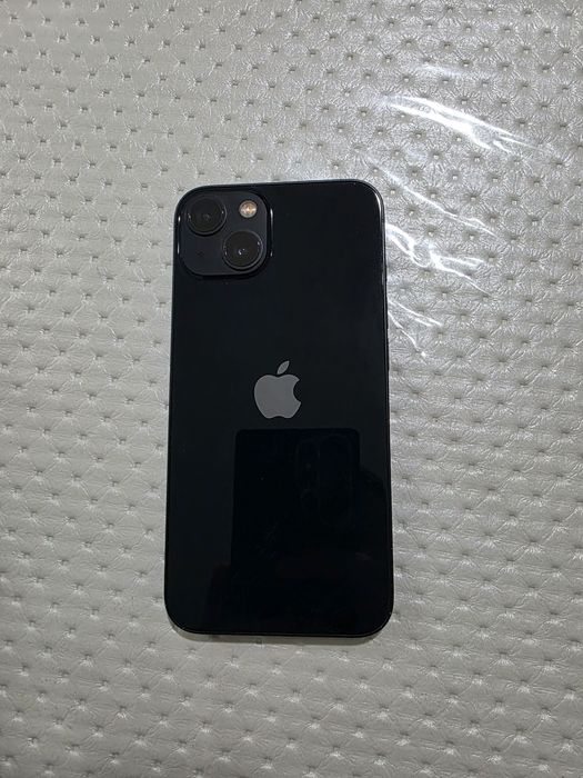 Продаются Айфон 13 с часами