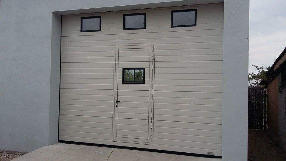 Usi garaj secționale rezidențiale