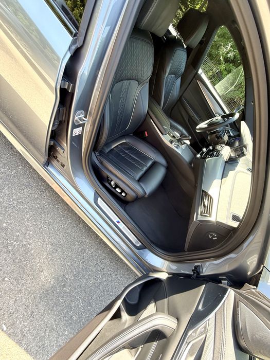 Bmw 540d Xdrive M-pachet 320cai piele Nappa  Harman&Kardon, panorama, model g30/ G31Led, Digital, camera.