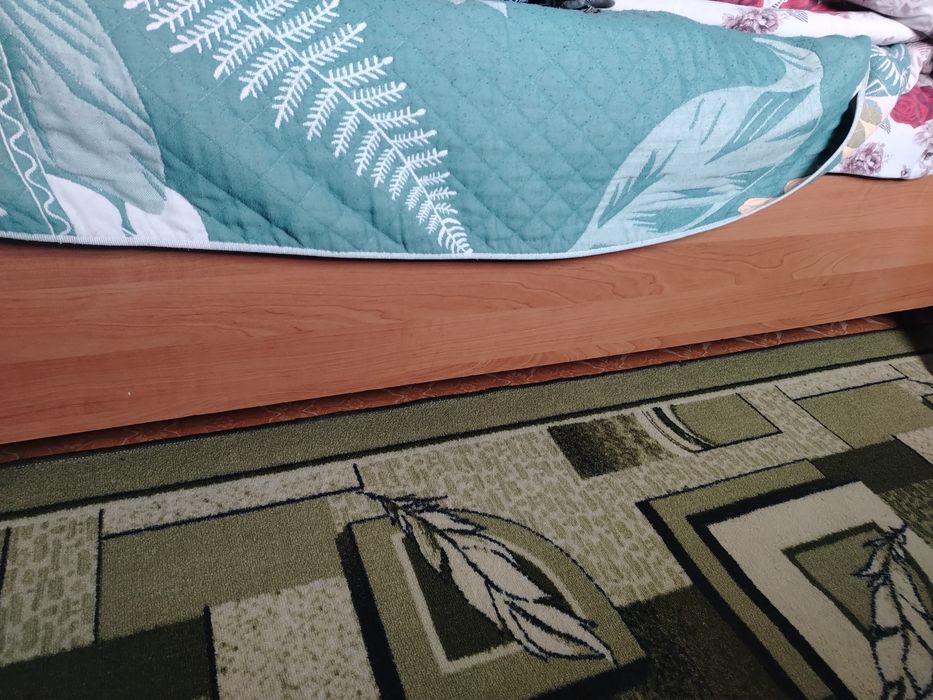 Продам кравать с матросам