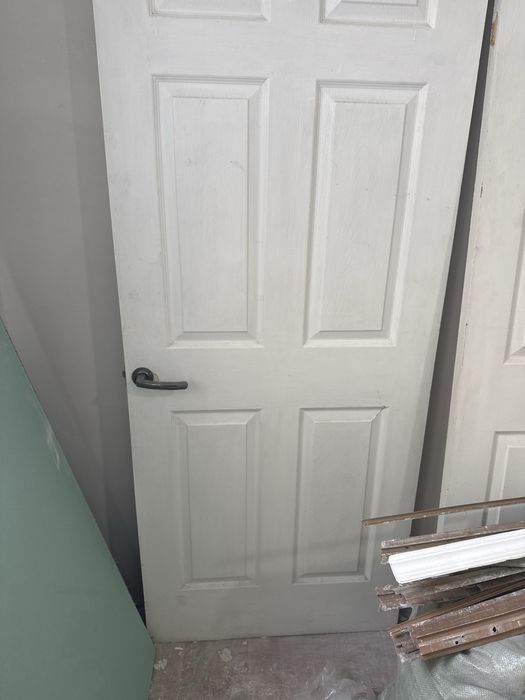 Есіктер сатылады бу 6 шт жағдайлары жақсы өздерініз келіп алып кетесіз