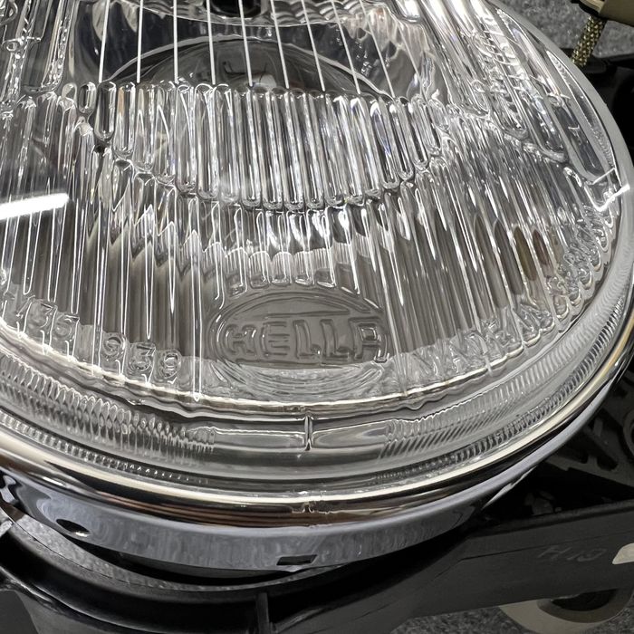 Новые фары HELLA bmw e34 e32 бмв е34 е32