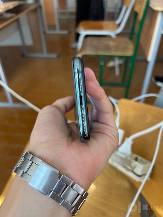 Phone 11 pro 64/77