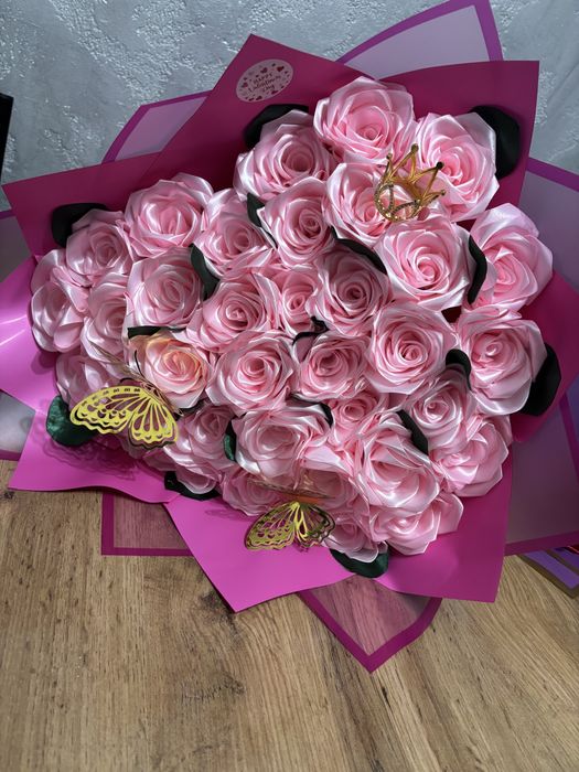 Букет из атласных лент