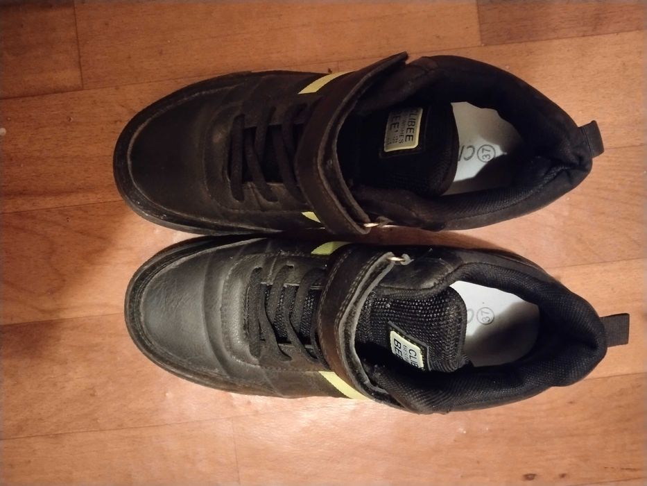 Продам осенние ботинки в отличном состоянии