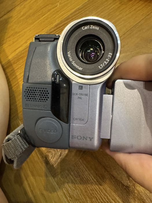 Видеокамера sony handycam