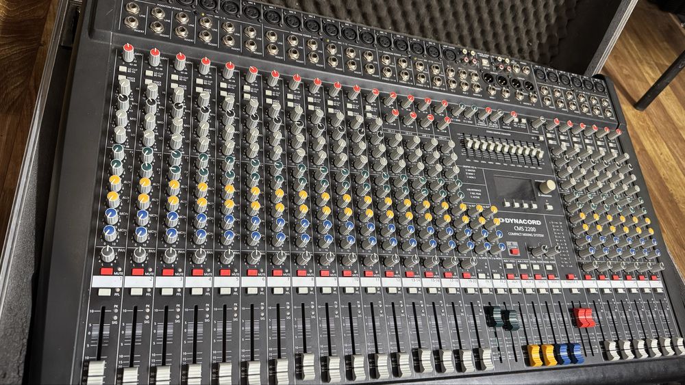 vand/schimb Mixer Dynacord CMS 2200-3 wing midas powermate