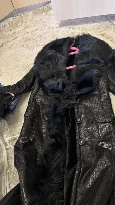 Продам Дубленку в хорошом состояний