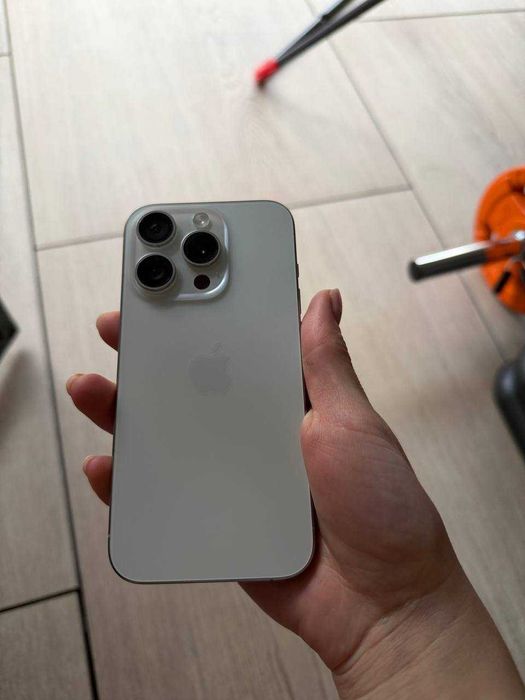 Phone 15 Pro 128 GB