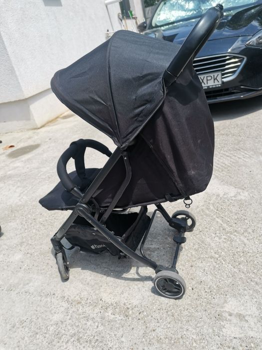 Carucior usor si compact Hauck