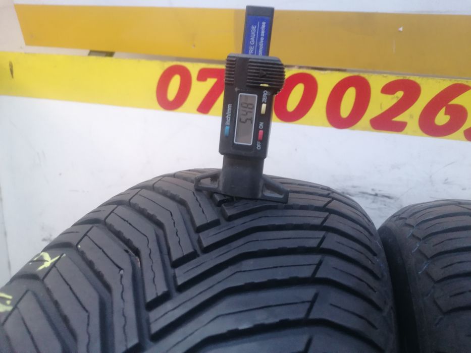205/55/17 All Season 2x Continental 95v dot 0822.   5,,48mm