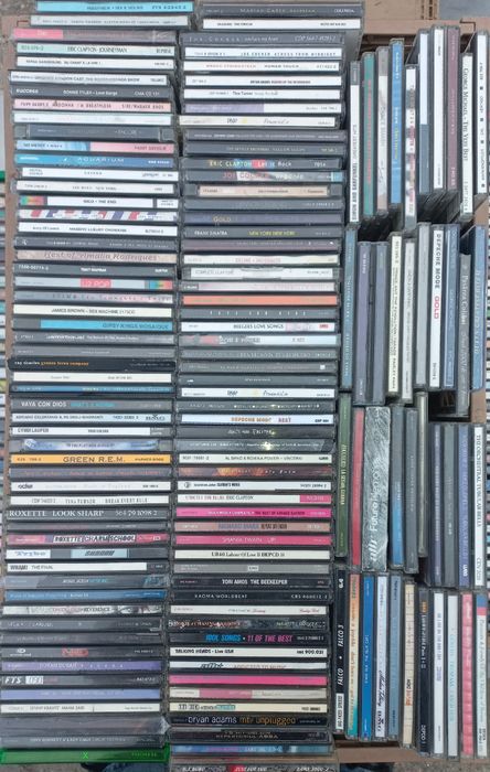 Cd pop rock metal ac/dc Rhcp Queen Bon Jovi Slayer Van Halen Ozzy