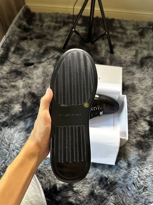 Balenciaga arena