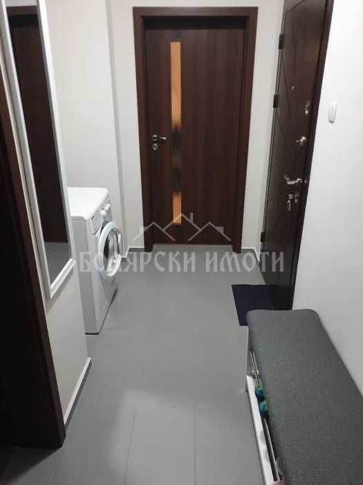 Дава се под наем Двустаен апартамент в Велико Търново, Център - 50 кв.м за 357 € - Снимка #4