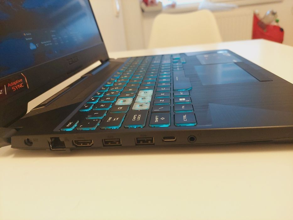 Laptop Gaming Asus TUF F15 i5 11400H, RTX 3050, 16 GB