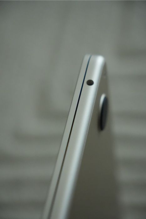 Apple MacBook Air M2 13.6” | Starlight