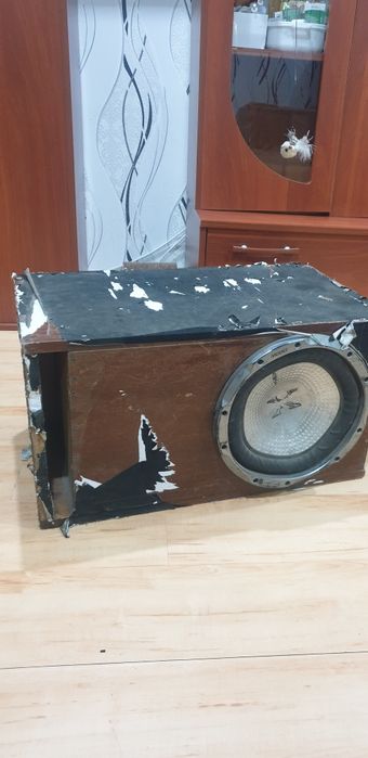 Сабвуфер Sony с усилителем