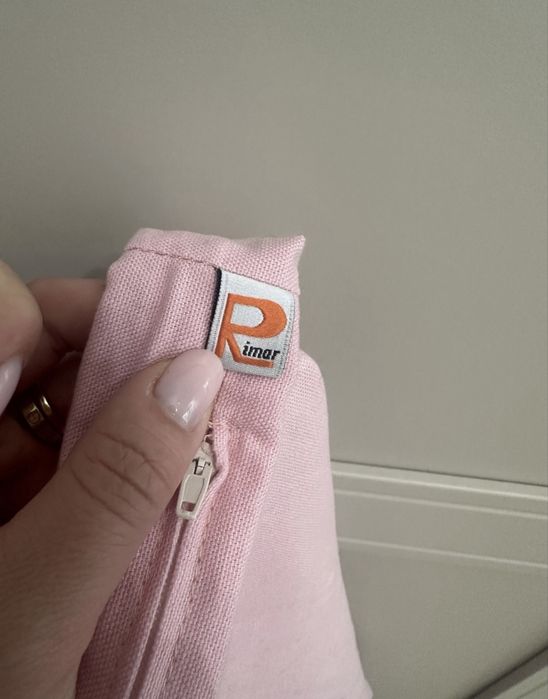 Vand fotoliu Italia de calitate superioara folosit f putin